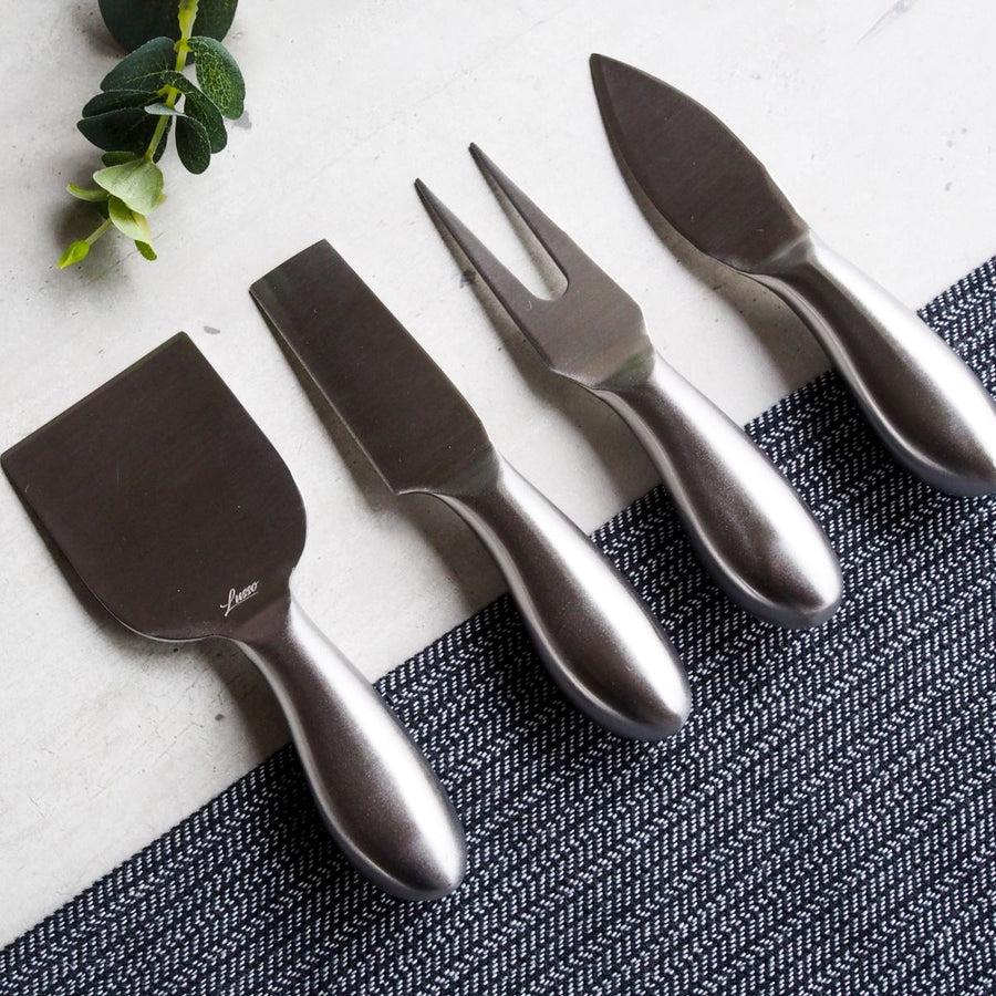 Elegant Cheese Knives - Silver