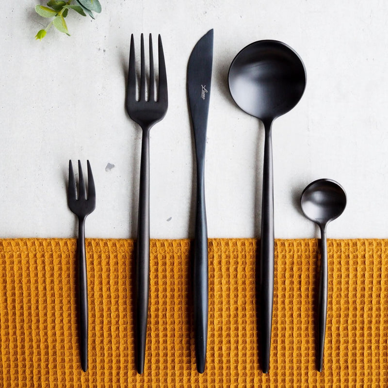 Elegant Cutlery - Black